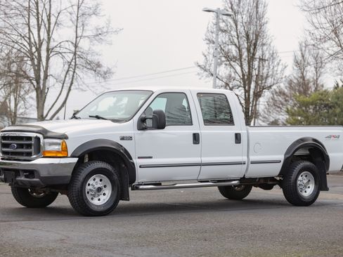 Used 1999 Ford F350 XLT image 3