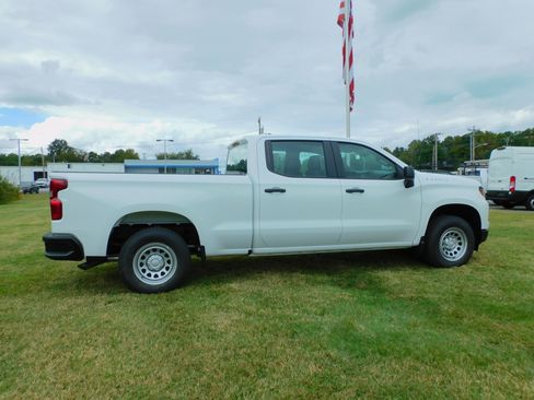 New 2026 Chevrolet Silverado 1500 W/T image 10