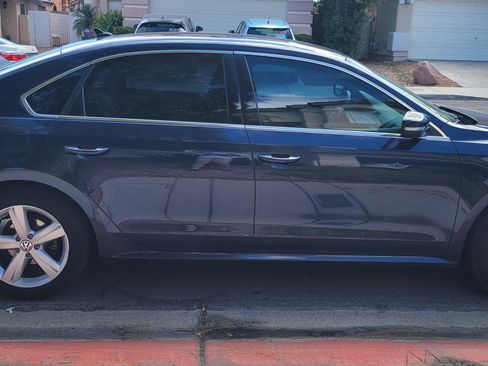 Used 2013 Volkswagen Passat 2.5 SE image 5