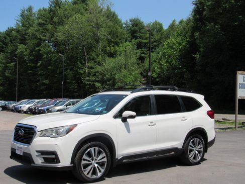 Used 2019 Subaru Ascent Limited 7-Passenger AWD/4WD image 2