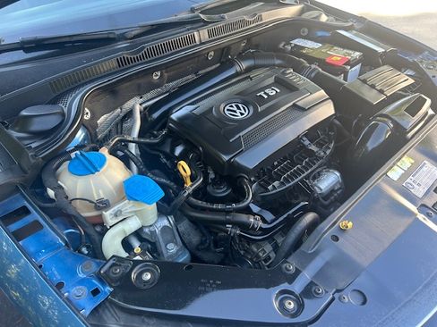 Used 2015 Volkswagen Jetta SE Sedan FWD image 29