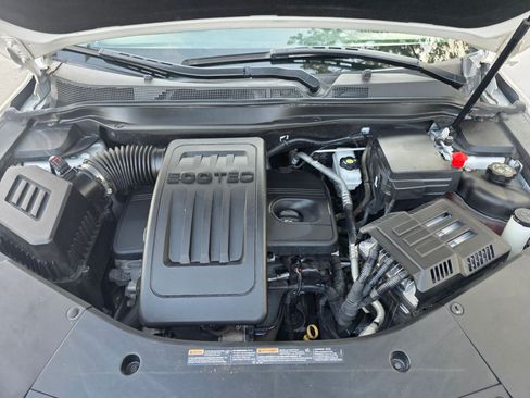 Used 2017 GMC Terrain SLE image 13