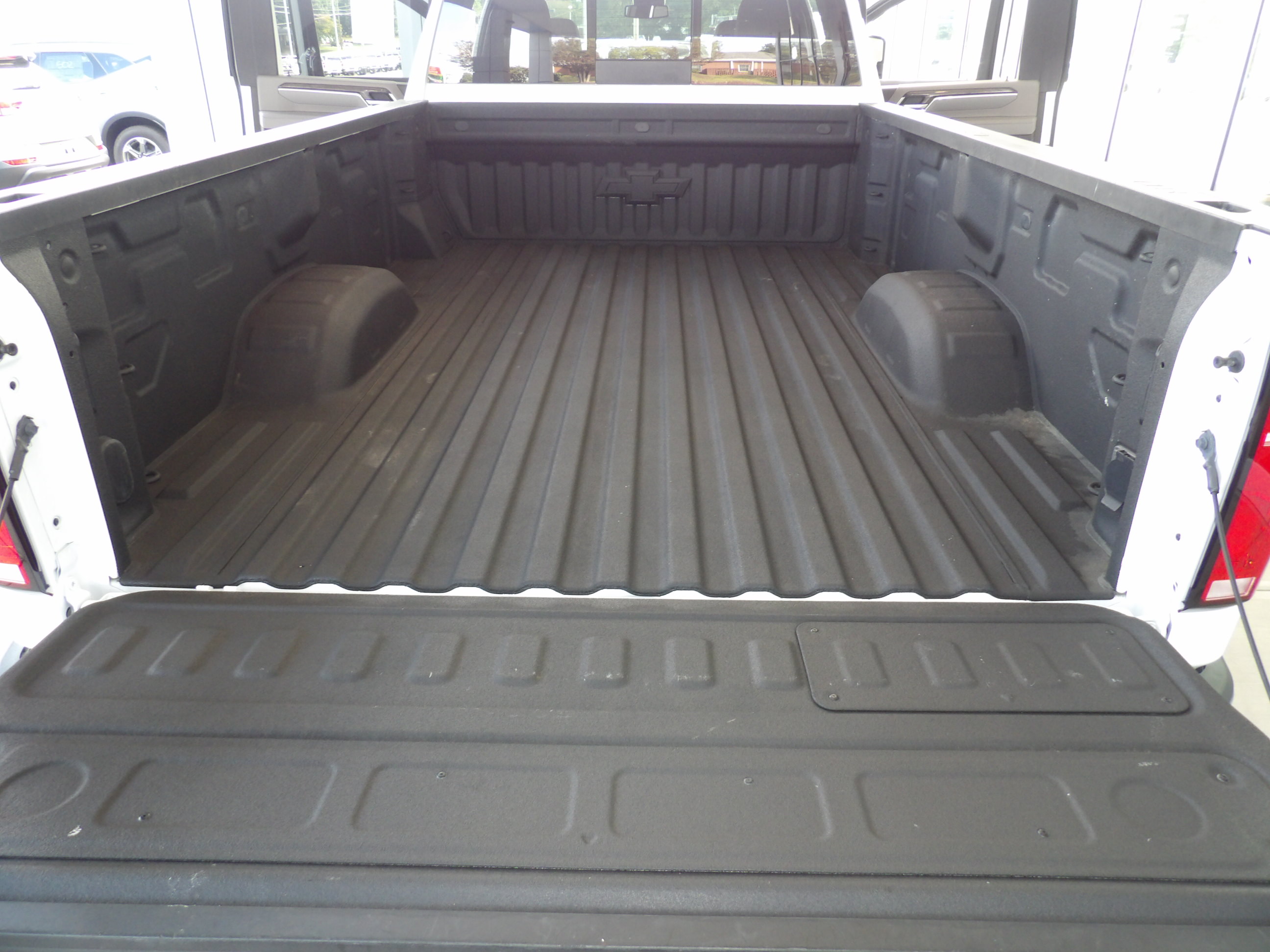 Used 2025 Chevrolet Silverado 3500 4x4 Crew Cab LTZ image 22