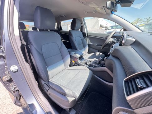 Used 2019 Hyundai Tucson FWD SE image 17