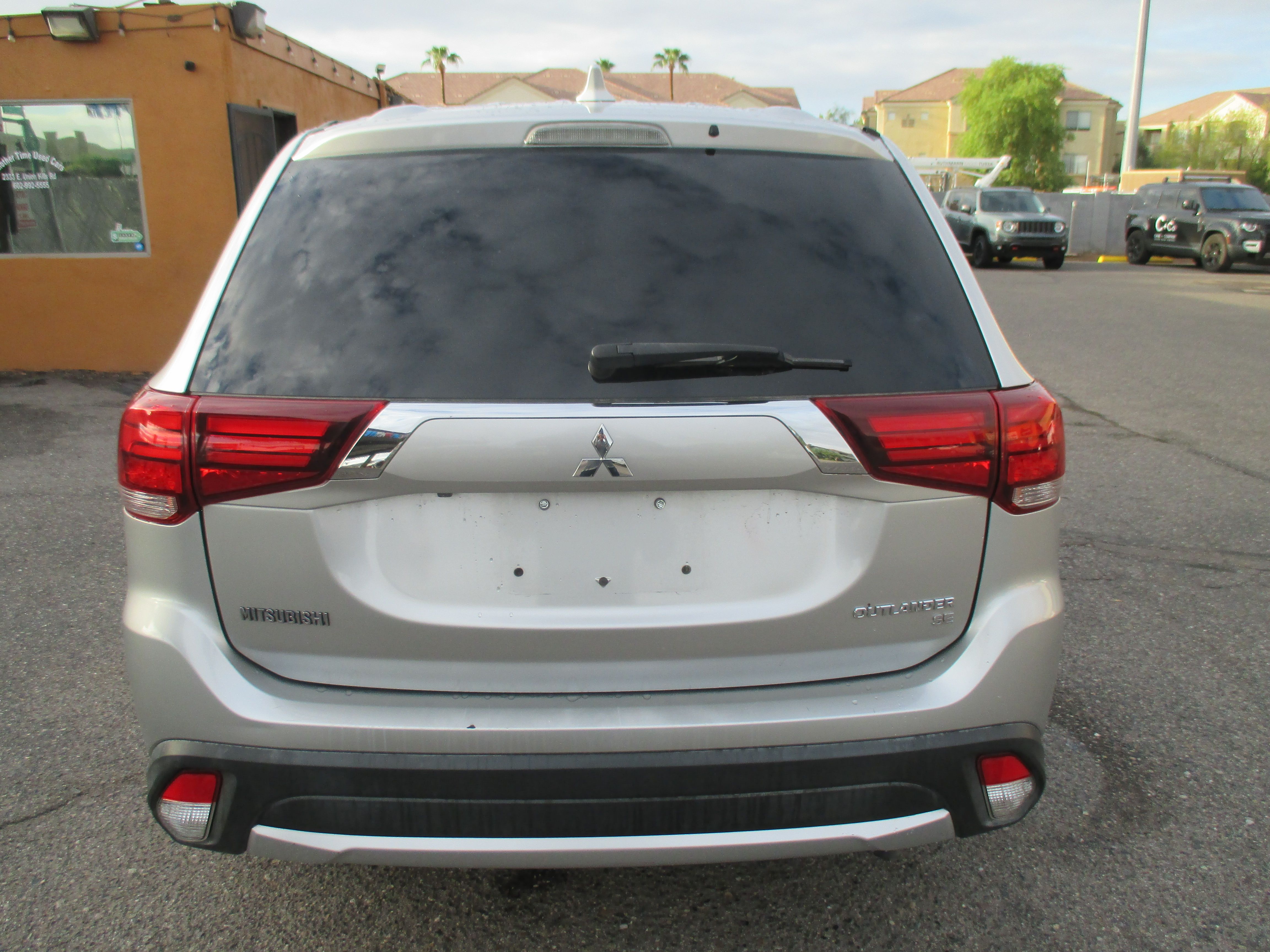 Used 2018 Mitsubishi Outlander SE w/ Tech Package FWD image 11