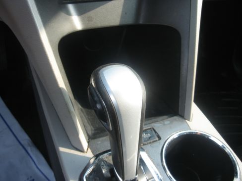 Used 2013 Chevrolet Equinox LTZ image 12