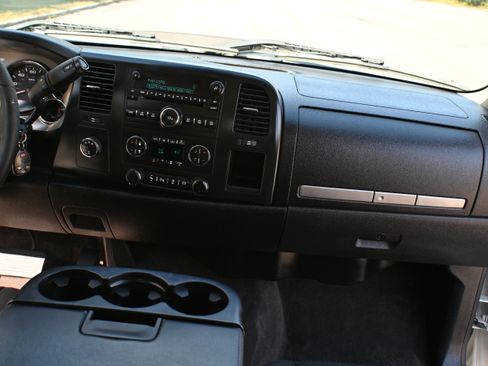 Used 2014 GMC Sierra 2500 SLE image 38