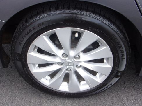 Used 2015 Honda Accord EX-L image 37