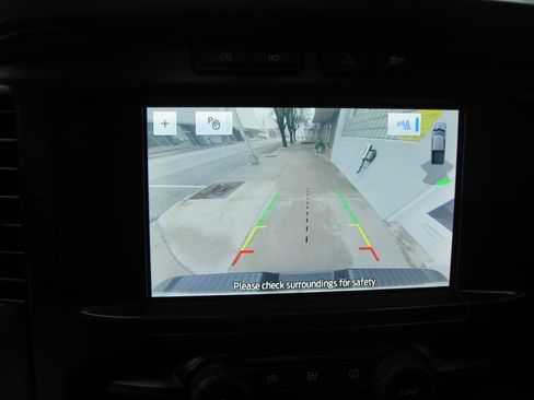 Used 2021 Ford F150 STX image 19