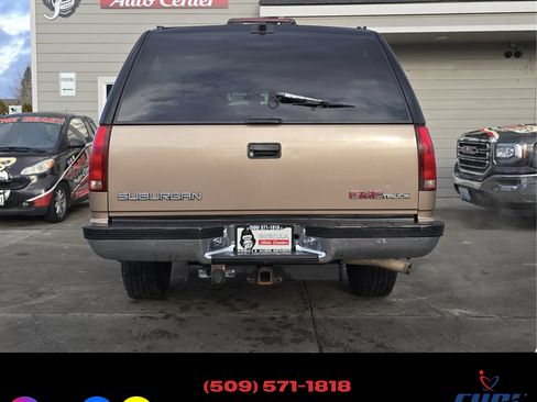 Used 1996 GMC Suburban image 6