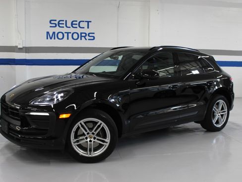 Used 2023 Porsche Macan UNAVAIL AWD/4WD image 1