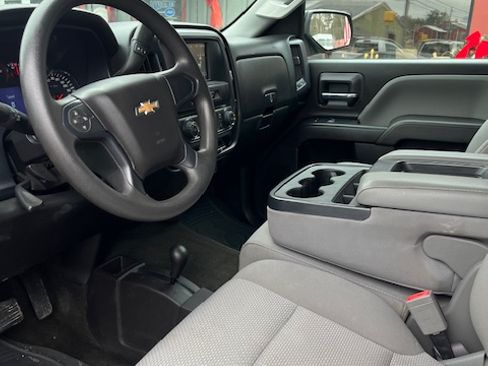 Used 2017 Chevrolet Silverado 1500 Custom image 7