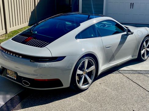 Used 2022 Porsche 911 Carrera 4 image 8