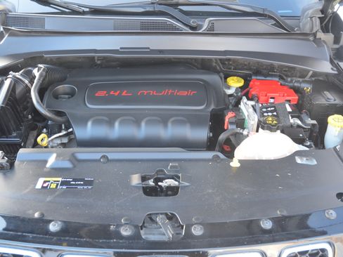 Used 2019 Jeep Compass Limited image 26