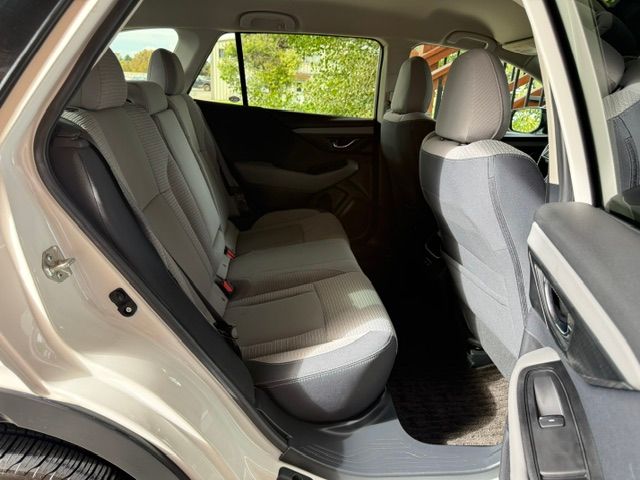 Used 2020 Subaru Outback Premium AWD/4WD image 17