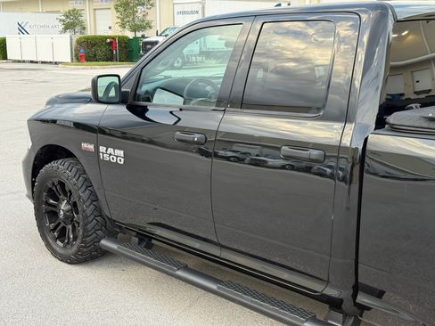 Used 2014 RAM 1500 ST RWD image 36
