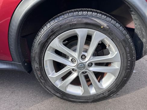 Used 2012 Nissan Juke SL image 9