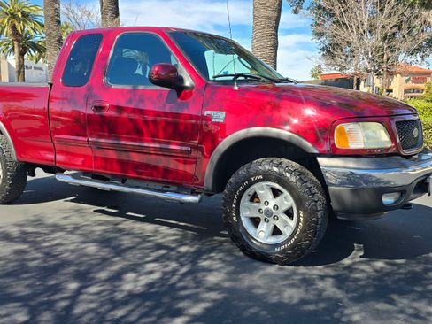 Used 2003 Ford F150 XLT image 4