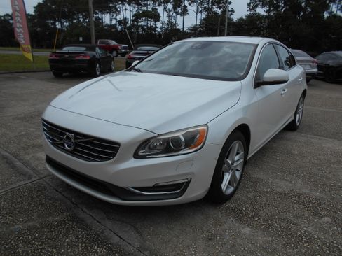 Used 2015 Volvo S60 T5 Platinum FWD image 2