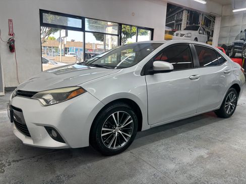 Used 2016 Toyota Corolla LE image 9