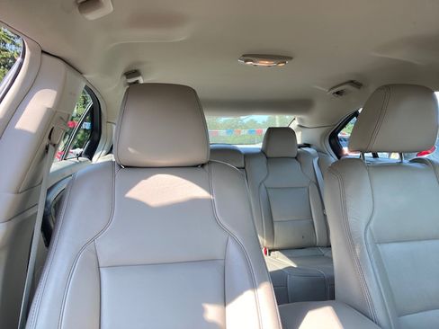 Used 2012 Ford Taurus SEL FWD image 13