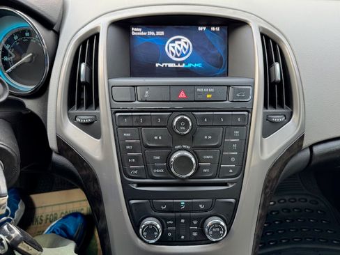 Used 2014 Buick Verano image 17