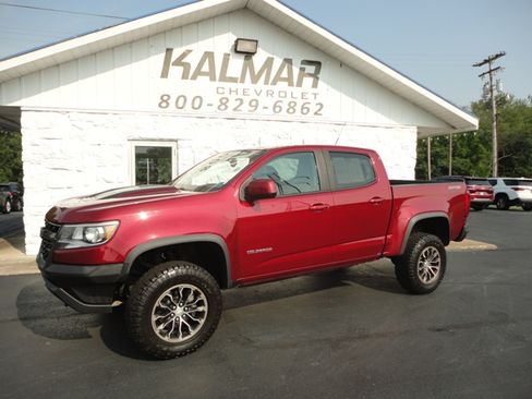 Used 2018 Chevrolet Colorado 4x4 Crew Cab ZR2 image 2