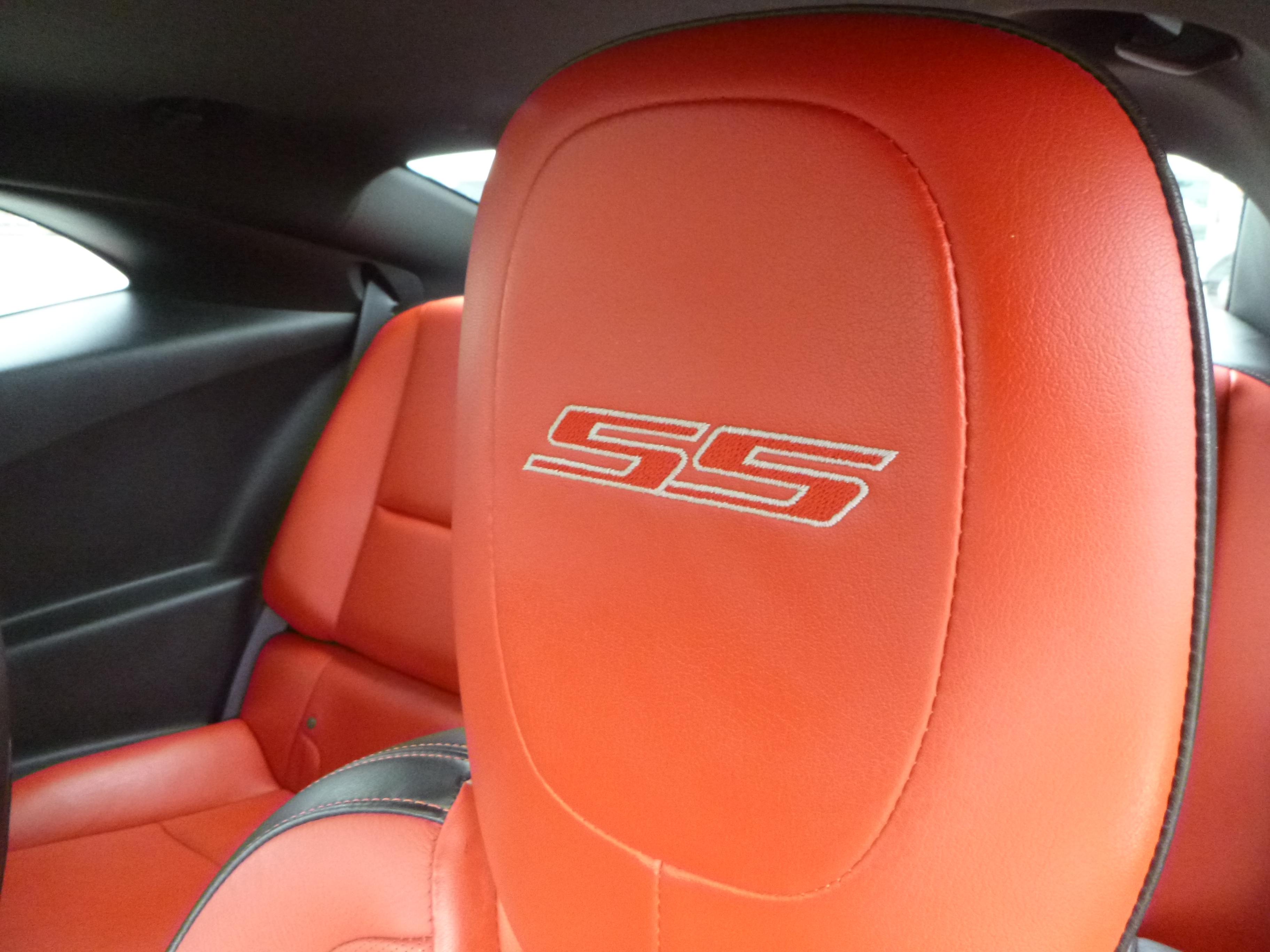 Used 2011 Chevrolet Camaro SS Coupe w/ 2SS RWD image 19
