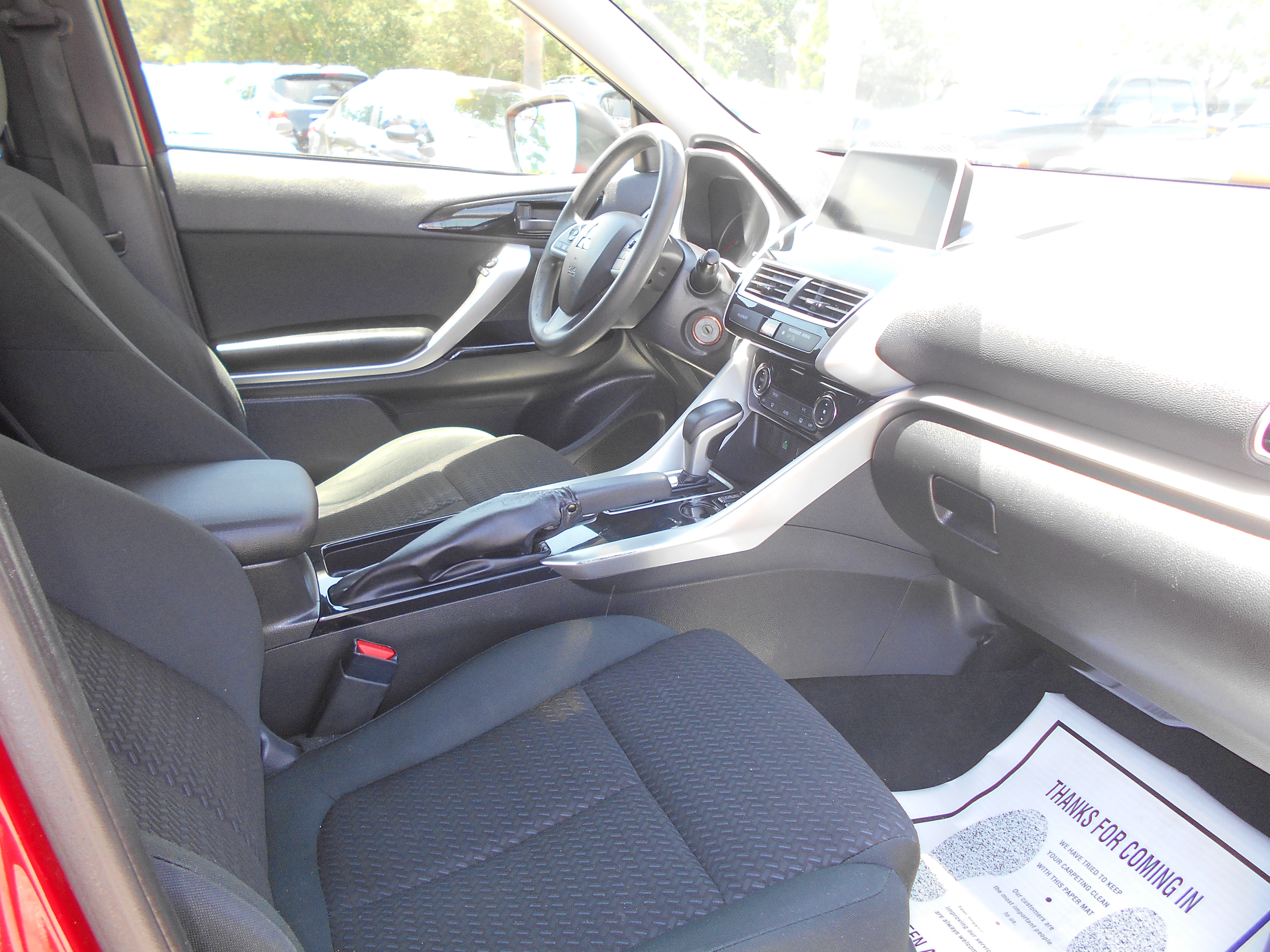 Used 2020 Mitsubishi Eclipse Cross FWD LE image 11