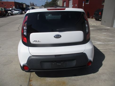 Used 2014 Kia Soul image 4