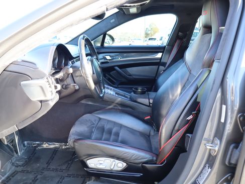 Used 2016 Porsche Panamera GTS image 13
