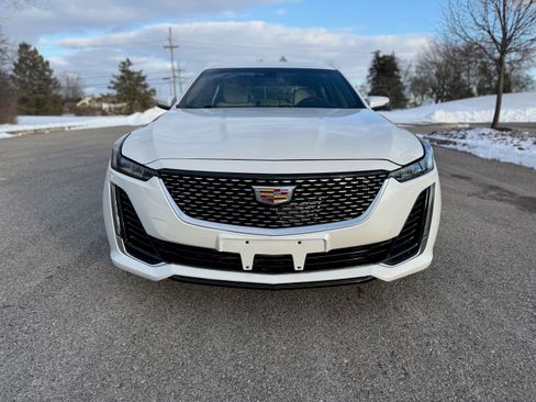 Used 2023 Cadillac CT5 Luxury image 2