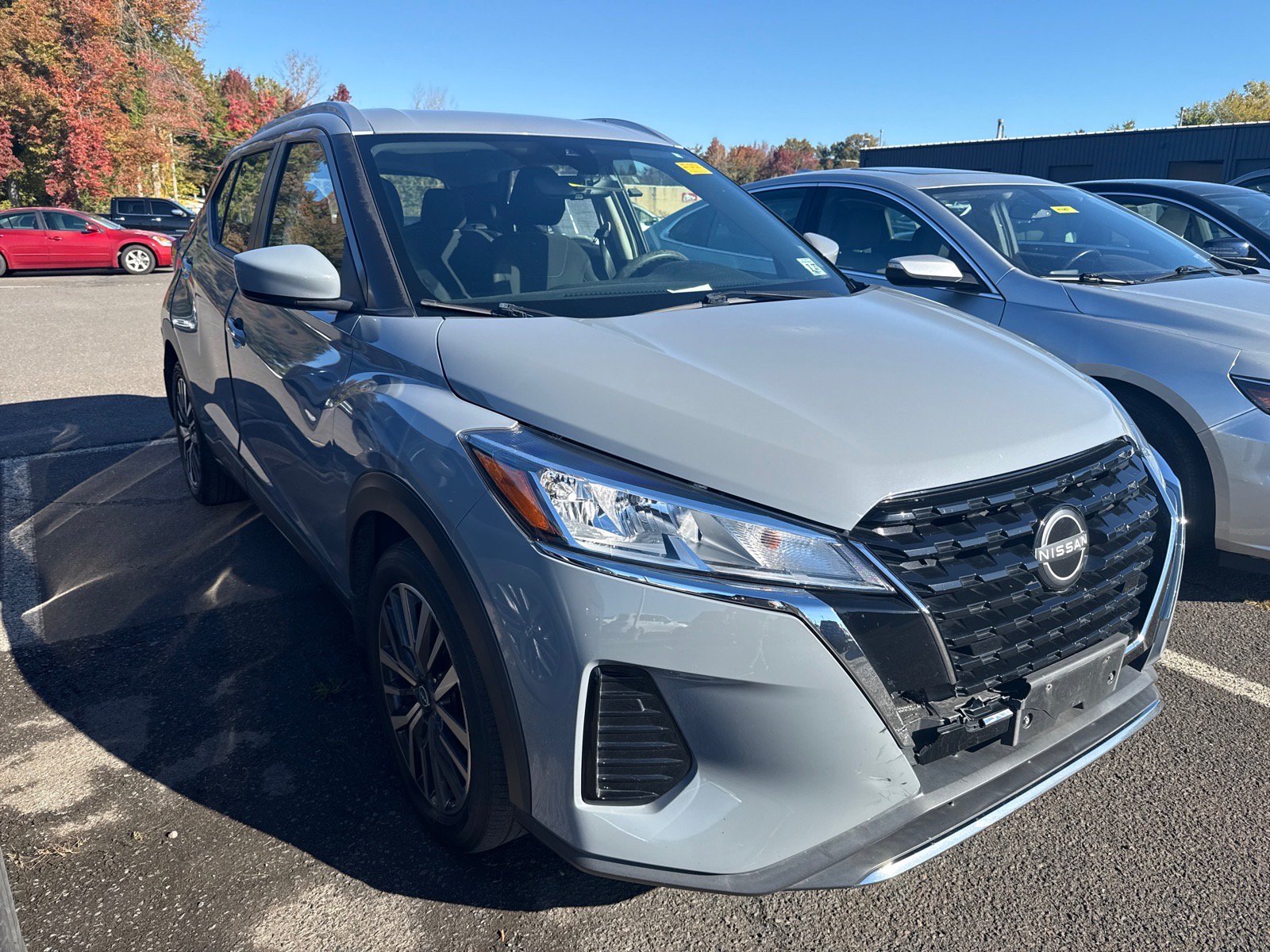 Used 2022 Nissan Kicks SV FWD image 1