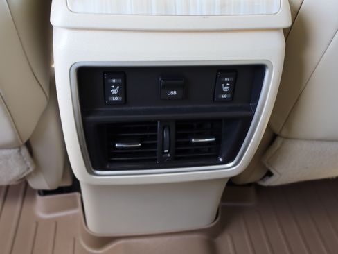Used 2018 Nissan Murano AWD Platinum image 17