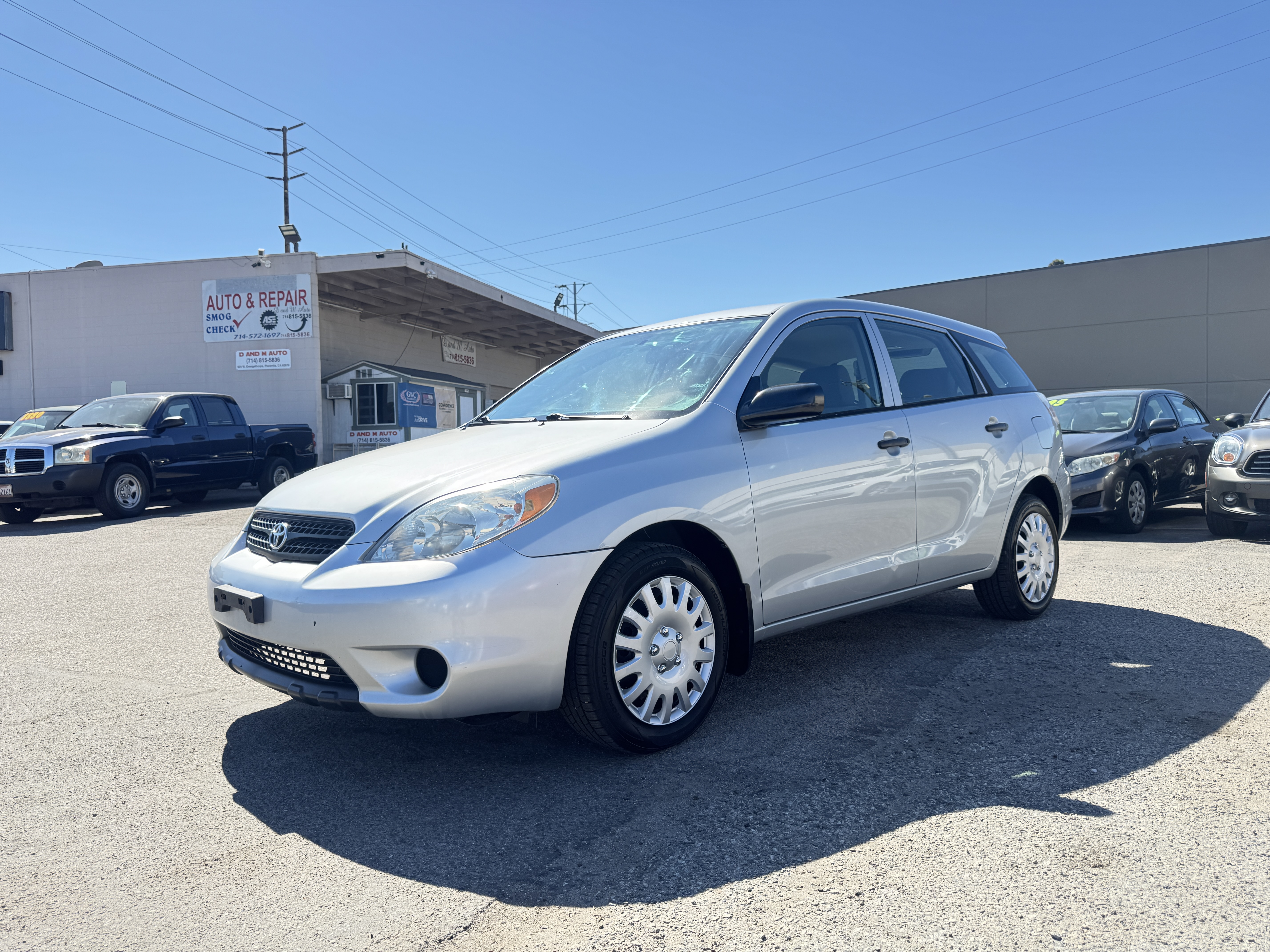 Used 2006 Toyota Matrix UNAVAIL FWD image 3