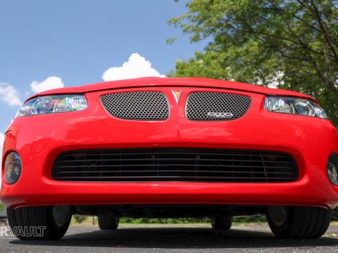 Used 2005 Pontiac GTO image 17