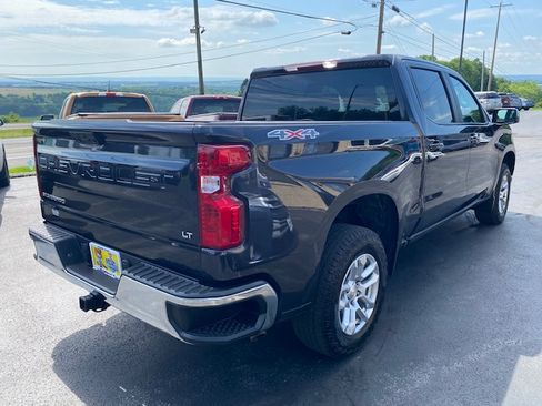 Used 2022 Chevrolet Silverado 1500 LT image 4