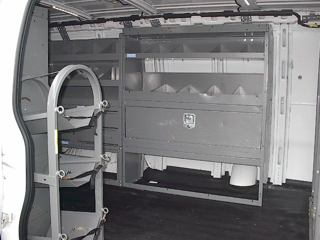 Used 2020 Chevrolet Express 3500 UNAVAIL RWD image 19