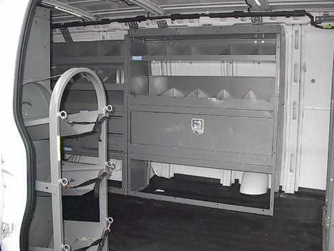 Used 2020 Chevrolet Express 3500 UNAVAIL RWD image 19
