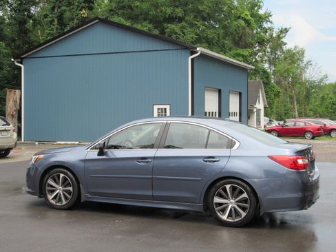 Used 2015 Subaru Legacy 2.5i Limited AWD/4WD image 4