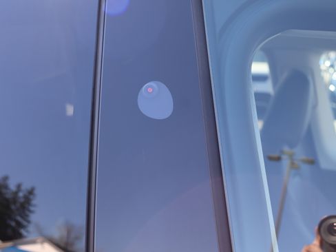 Used 2025 Tesla Model Y Performance image 14