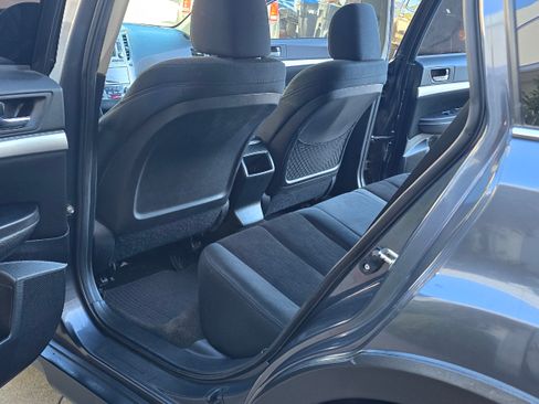 Used 2014 Subaru Outback 2.5i Premium image 27