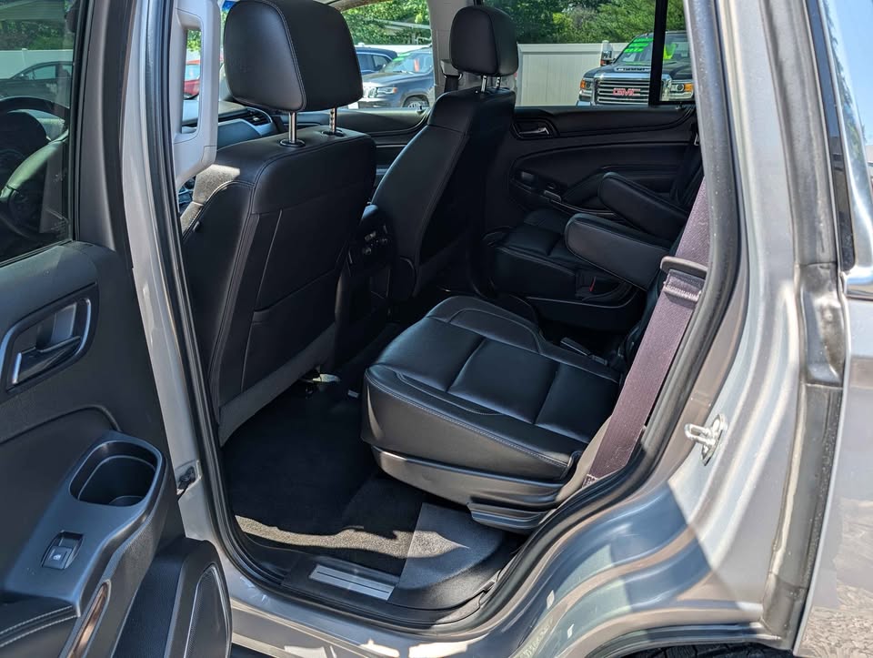 Used 2017 Chevrolet Tahoe 4WD LT image 11