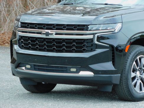 Used 2023 Chevrolet Tahoe LS image 9