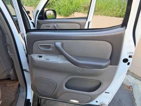 Used 2005 Toyota Tundra SR5 image 29