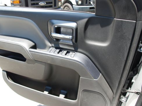 Used 2015 Chevrolet Silverado 2500 image 25