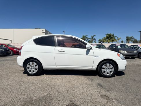 Used 2009 Hyundai Accent GS Hatchback FWD image 10
