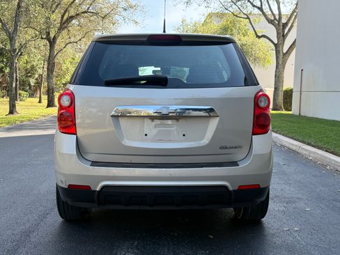 Used 2011 Chevrolet Equinox LS image 4