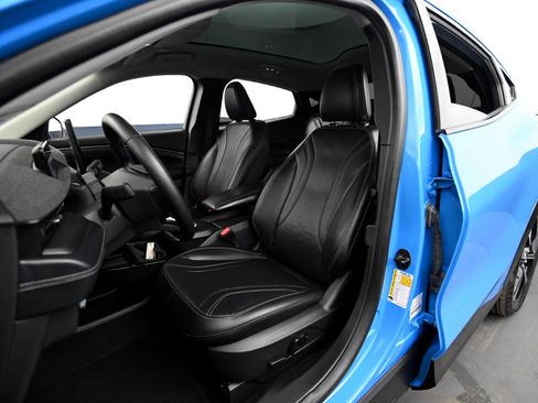 Used 2022 Ford Mustang Mach-E Premium image 38