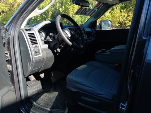 Used 2014 RAM 1500 Express image 5